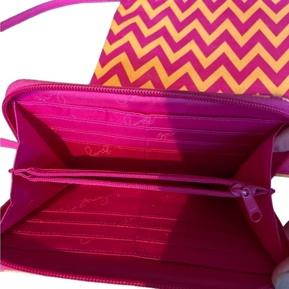 Vera Bradley Crossbody & Matching Wallet - Picture 6 of 12